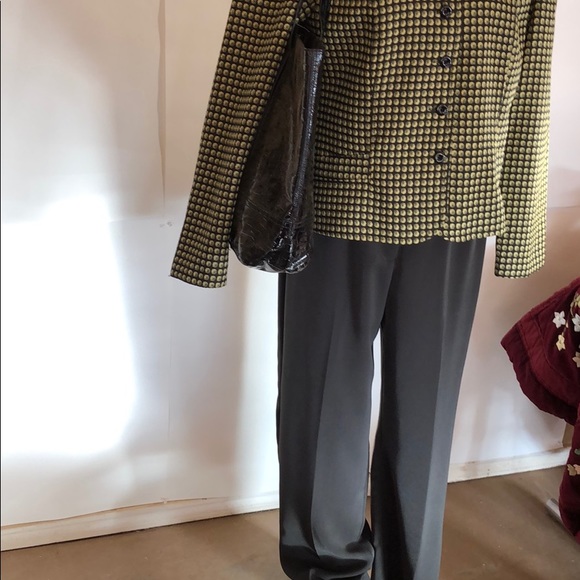 Sag Harbor Pantsuit 📦 Jacket & Pants. Very nice suit. - Picture 3 of 6